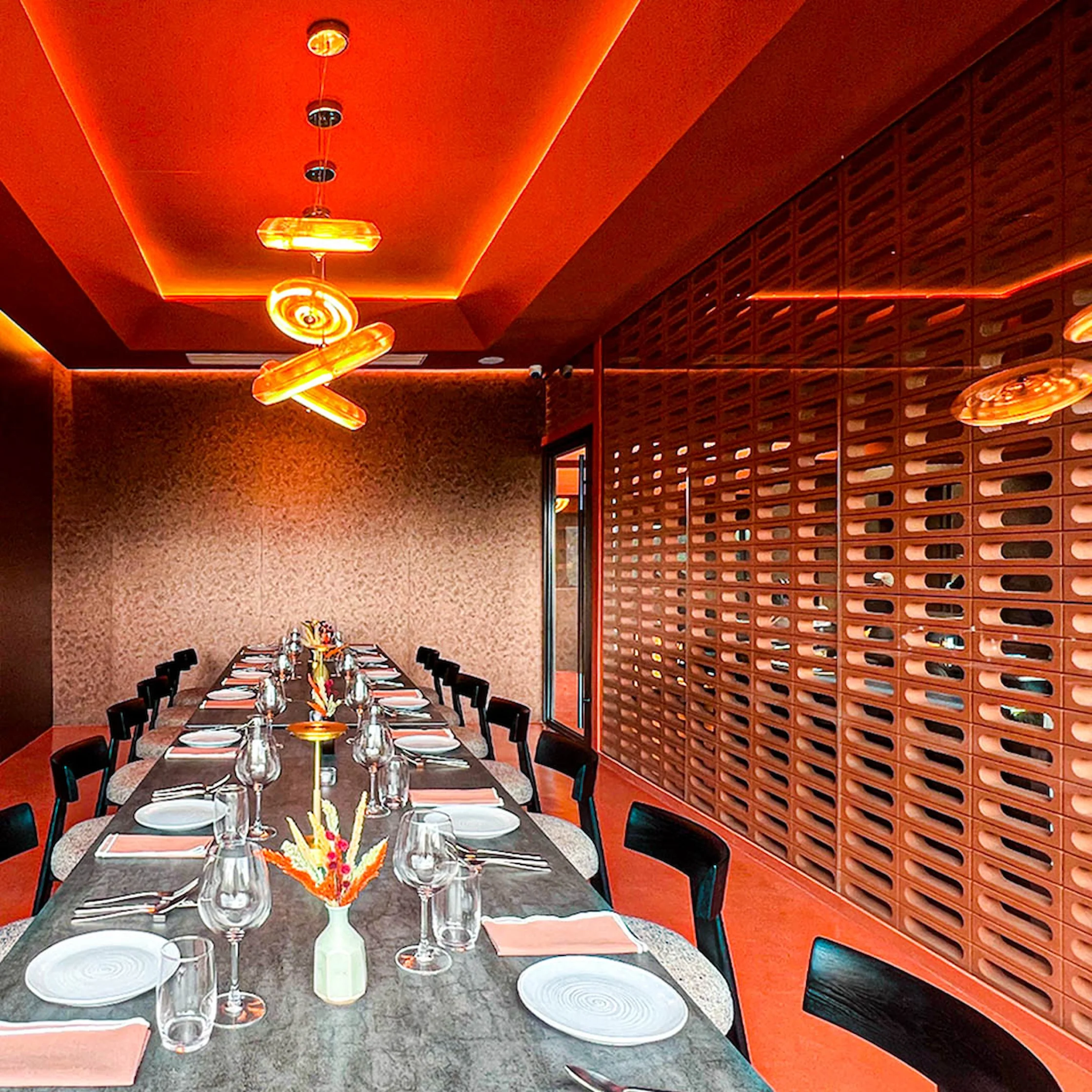 Mireia Makati has two private dining rooms that can host big groups.