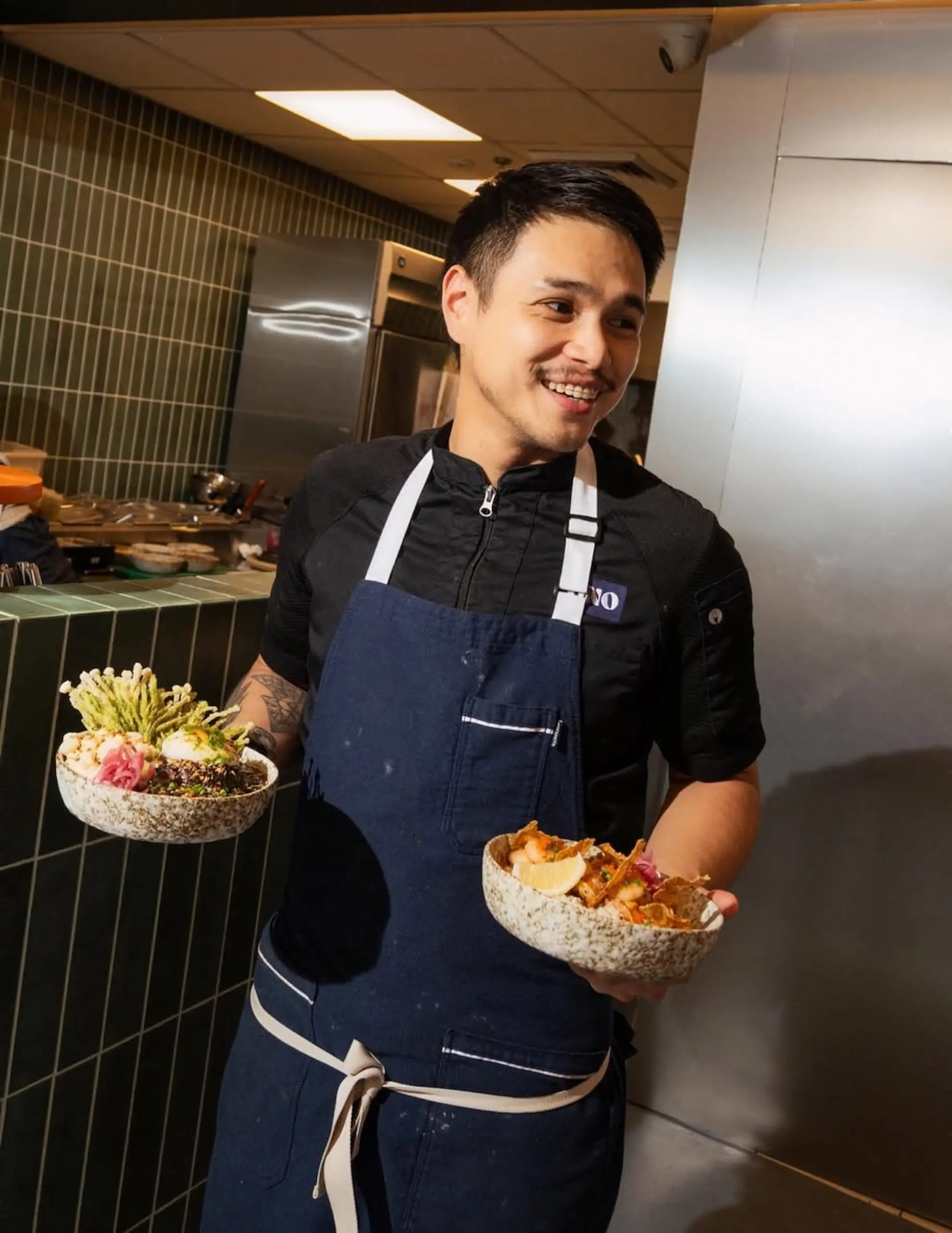Chef Daryl Cruz wearing a Hogsmith apron