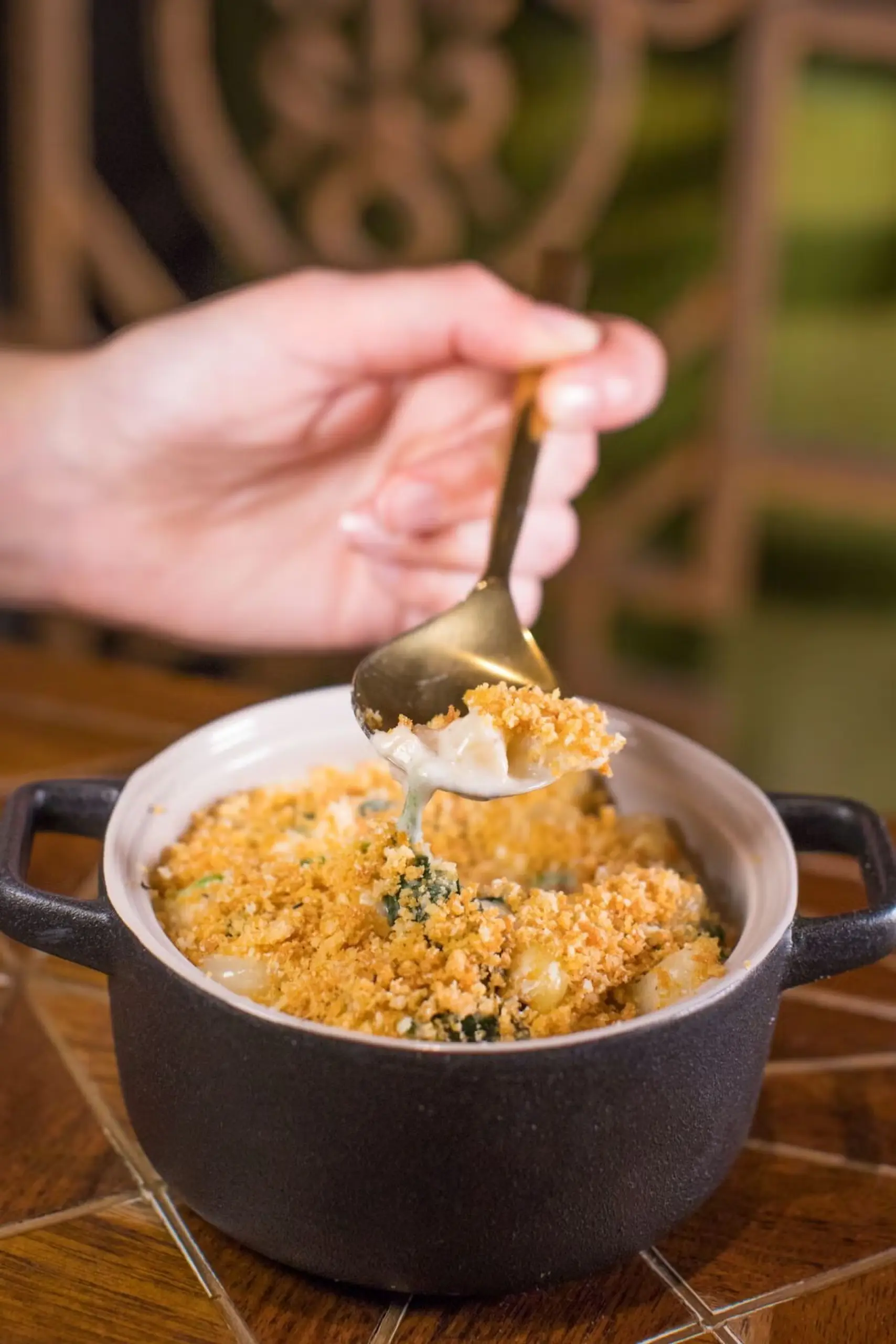 Peruvian corn kernels mac and cheese gratin Mac Con Queso Chica's