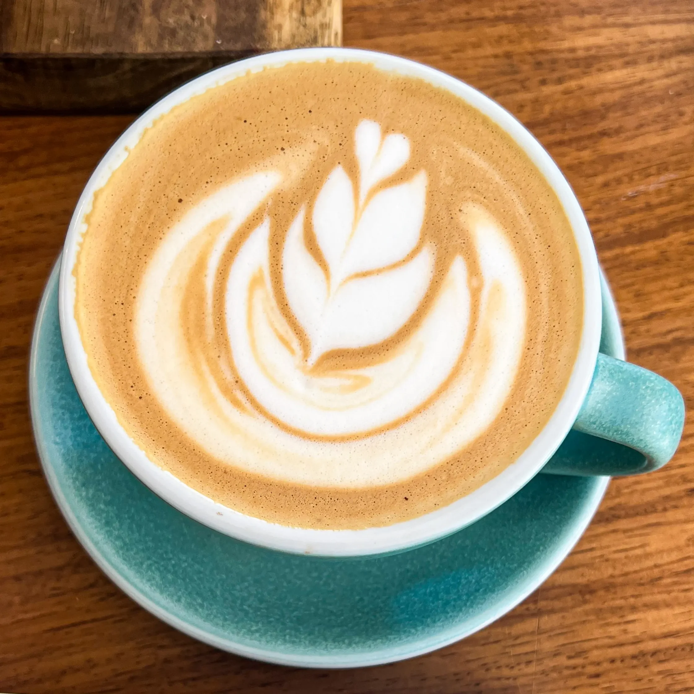 A creamy cup of 18 Days Coffee Roasters Nuvaleño latte
