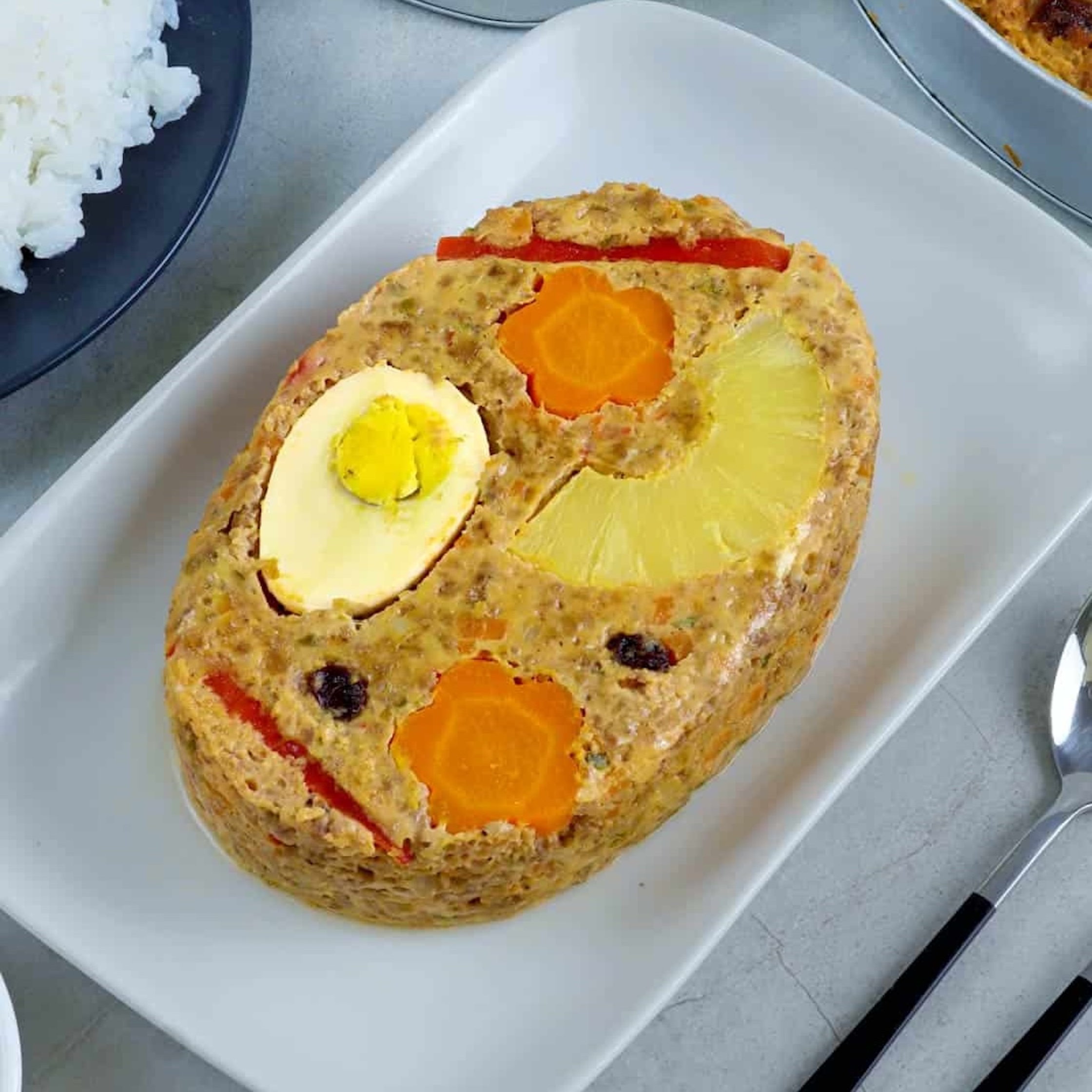 everlasting Embutido with pineapples and carrots