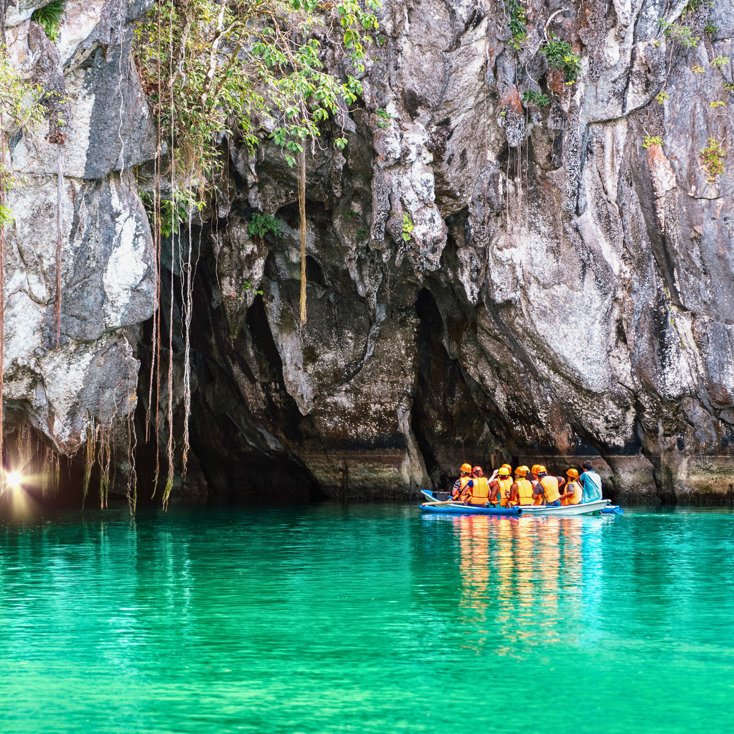 cave entrance in puerto princesa palawan