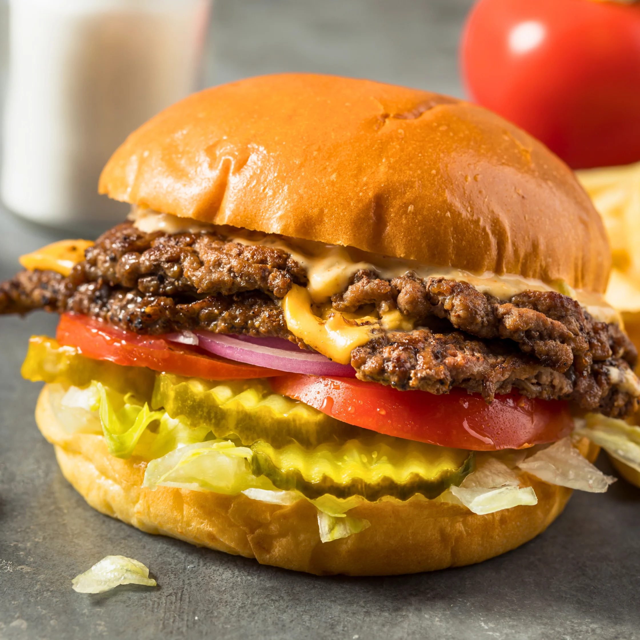 smashburgers burgers bread meat beef fried cheese tomato pickles yummy
