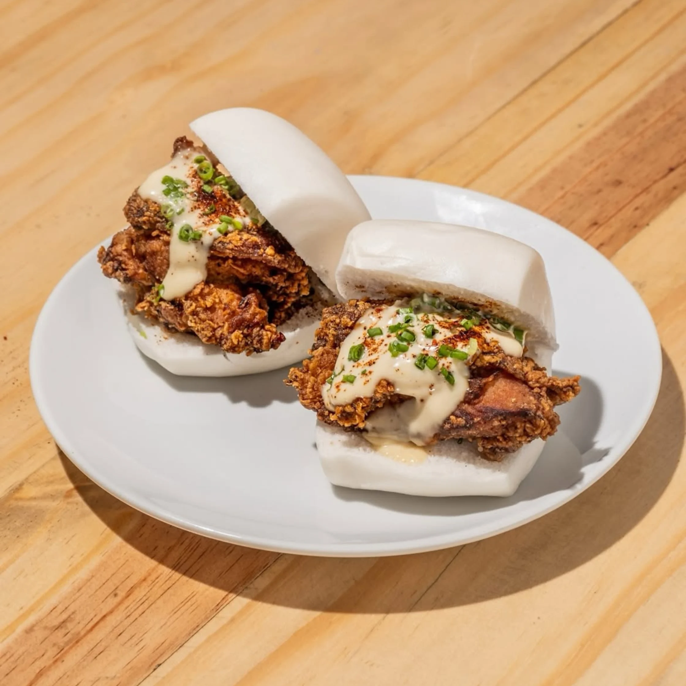 Karaage Buns from TETSUO PHOTO COURTESY OF TETSUO Official Instagram