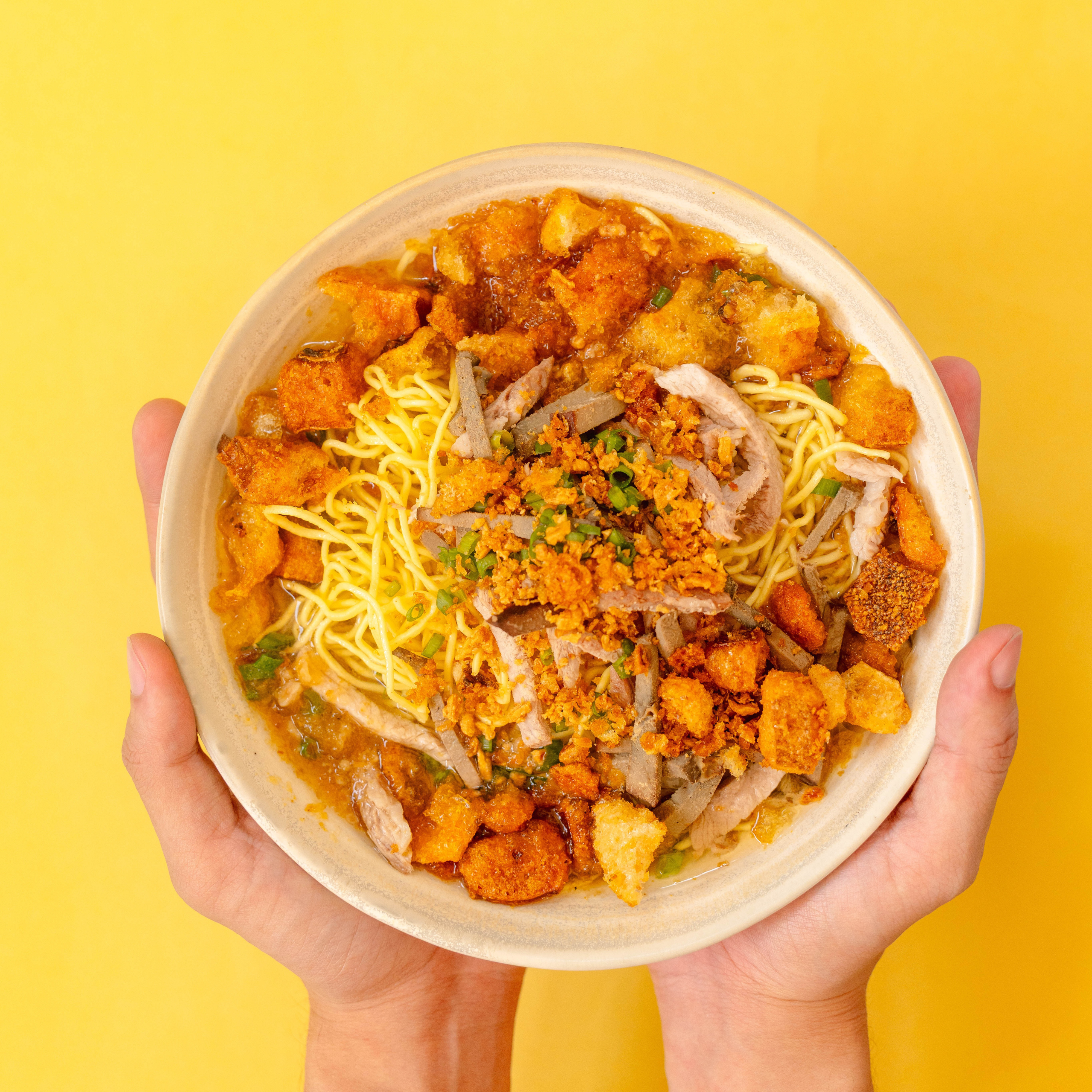 noodle soup la paz batchoy in iloilo by julson tiu