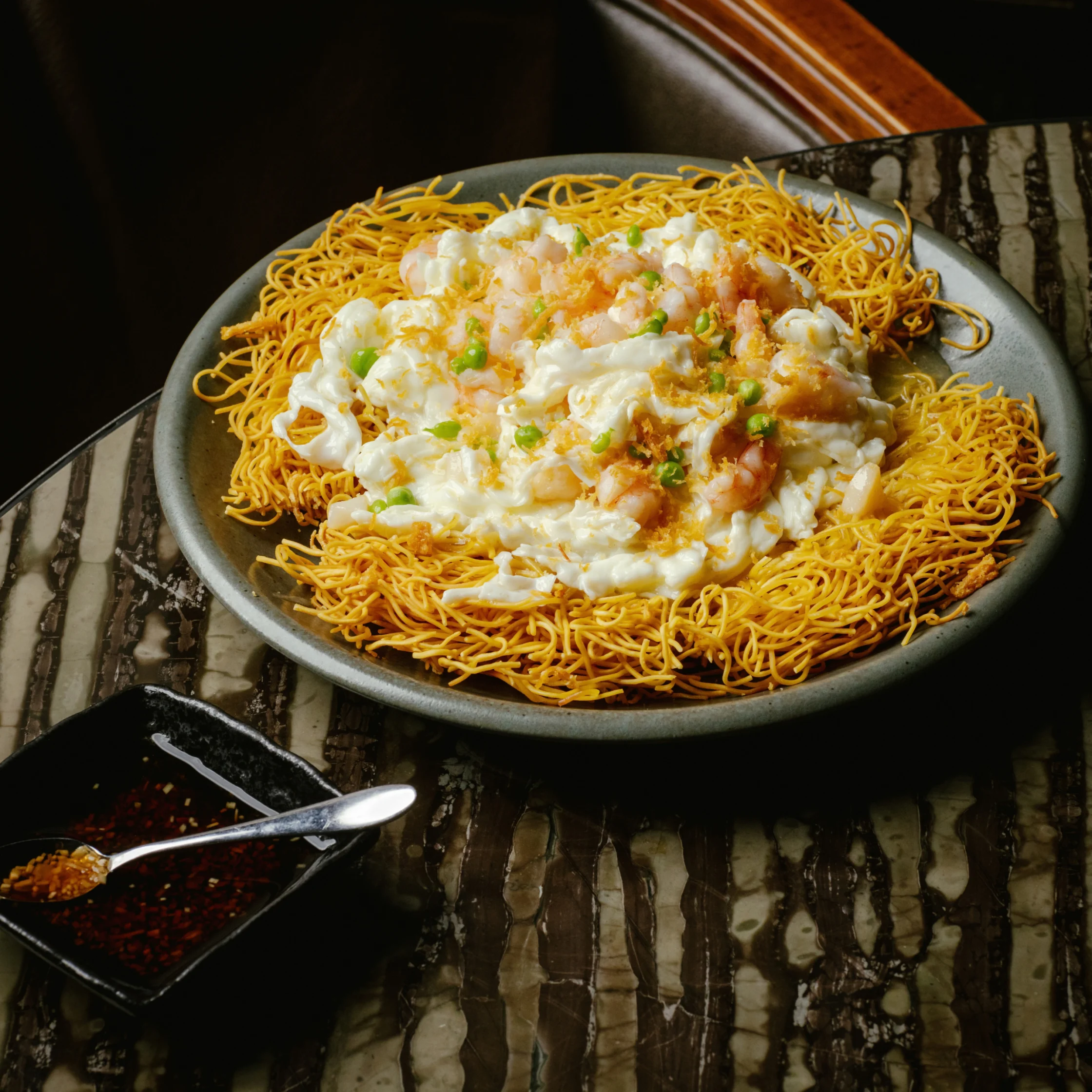 Crispy Egg Noodles Egg White with Prawn Scallop Conpoy_MTHK