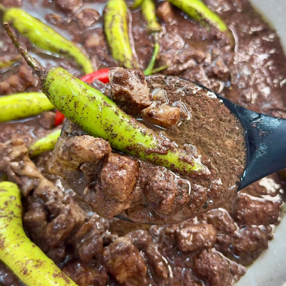 FILIPINO BLOOD STEW Dinuguan lead photo PHOTO COURTESY OF Busog PH on TikTok