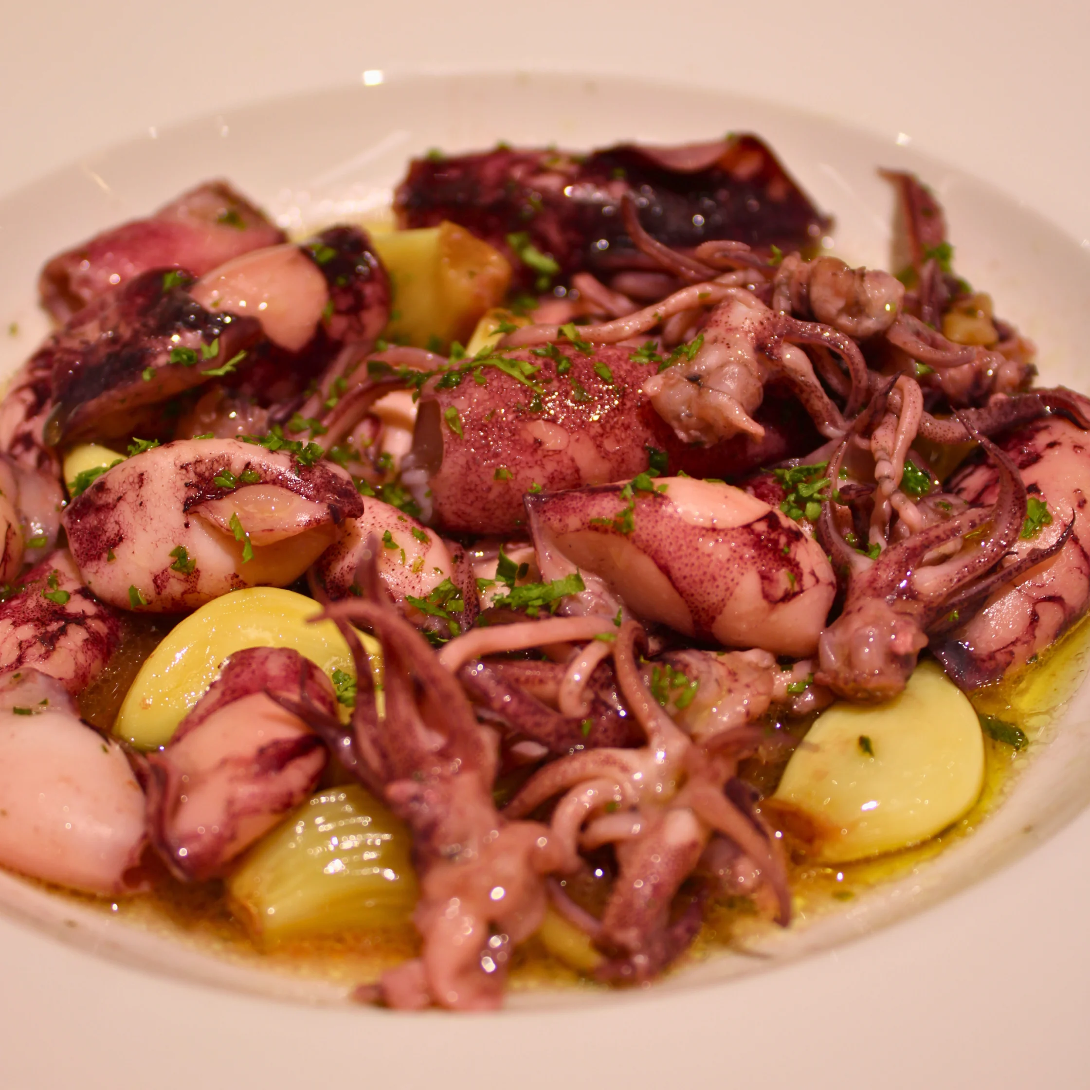seafood 8 baby pusit in olive oil