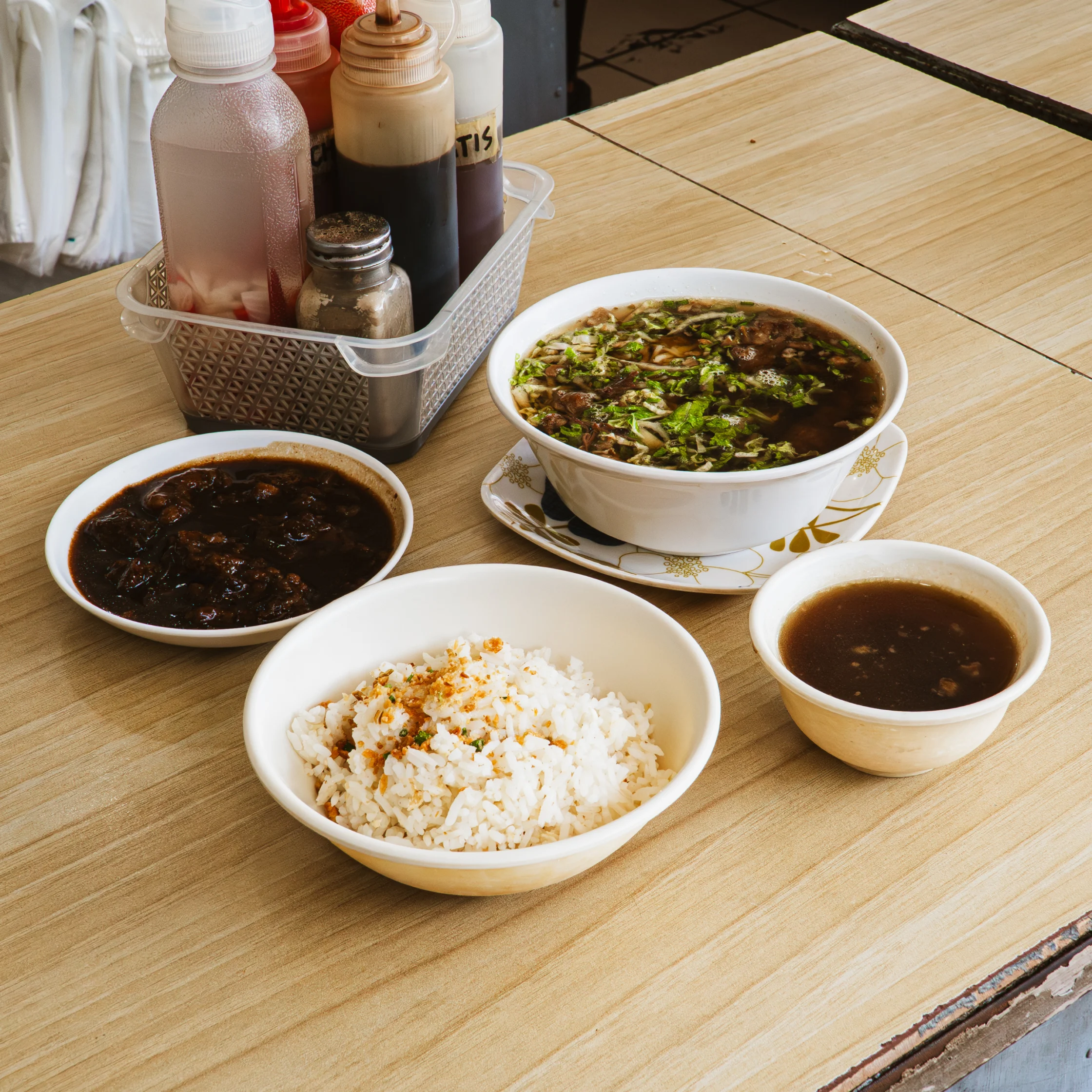 PARES HOUSE MARIKINA BEEF PARES BEEF MAMI AND GARLIC RICE